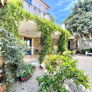 Casa vacanze La Corte Del Carrubo, Bari Sardo